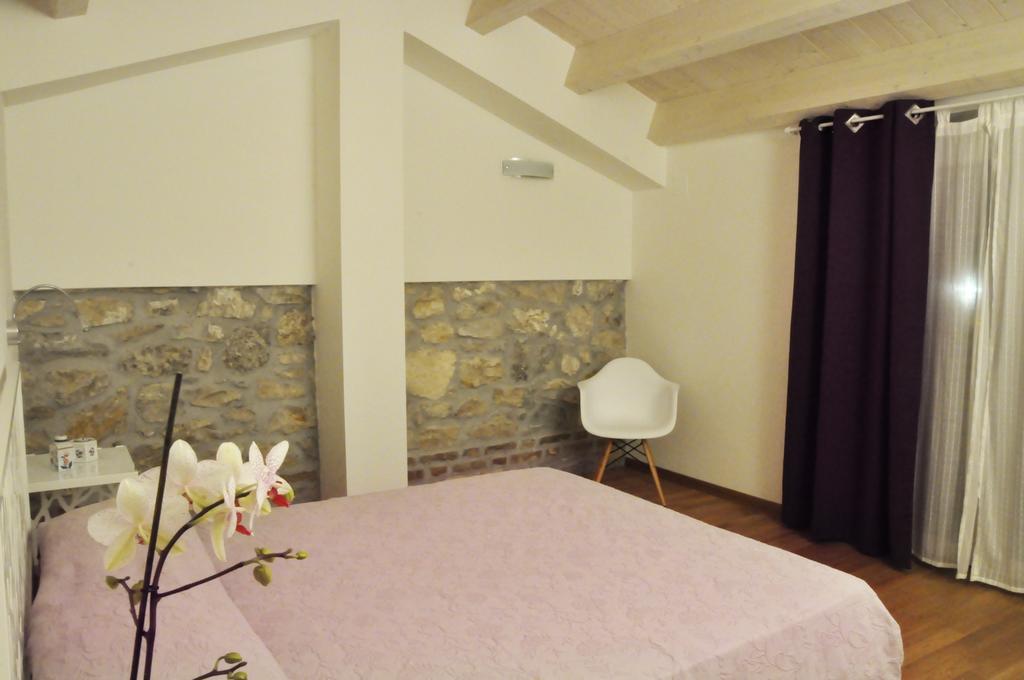 Da Oreste Affittacamere Fara San Martino Exteriör bild